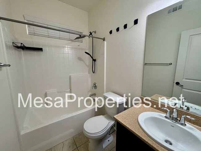 Building Photo - 6966 Madison Ln