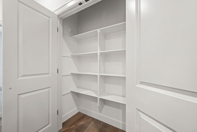 Building Photo - 1509 Padova Ave