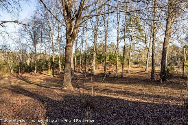 Building Photo - 40915 Deer Haven Dr