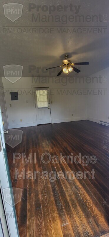 Building Photo - 24B N Mulberry St
