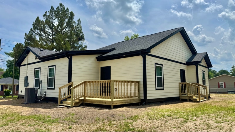 Building Photo - 618 Martin Luther King Jr Dr