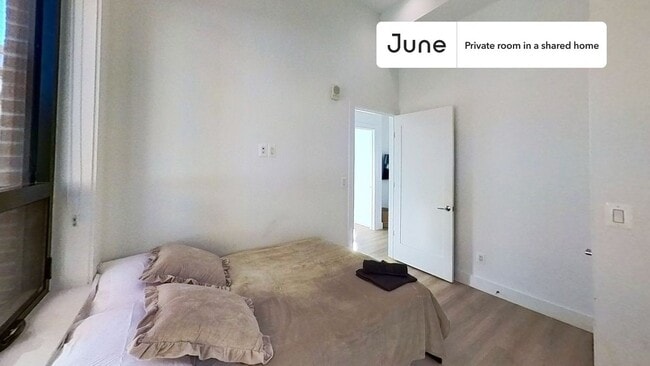 Building Photo - 2147 P St NW