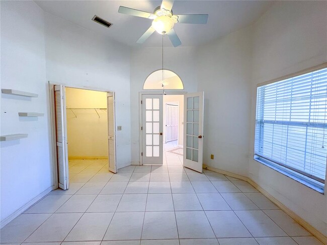 Building Photo - 12320 NW 10th Pl