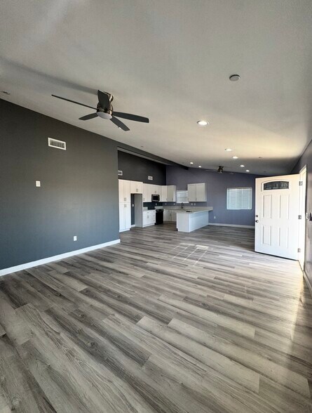 Building Photo - 7333 Jimson Ave