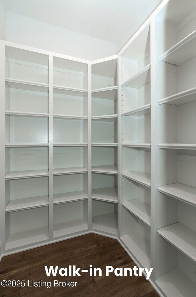 Building Photo - 12115 River Beauty Loop