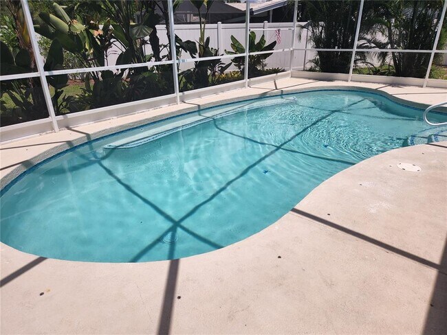 Building Photo - 2745 Cardwell Way
