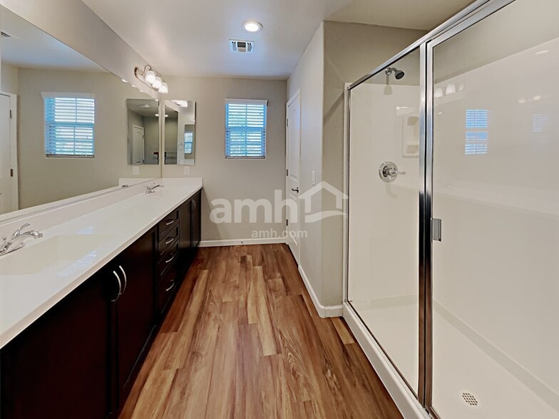 Building Photo - 20677 W Point Ridge Rd