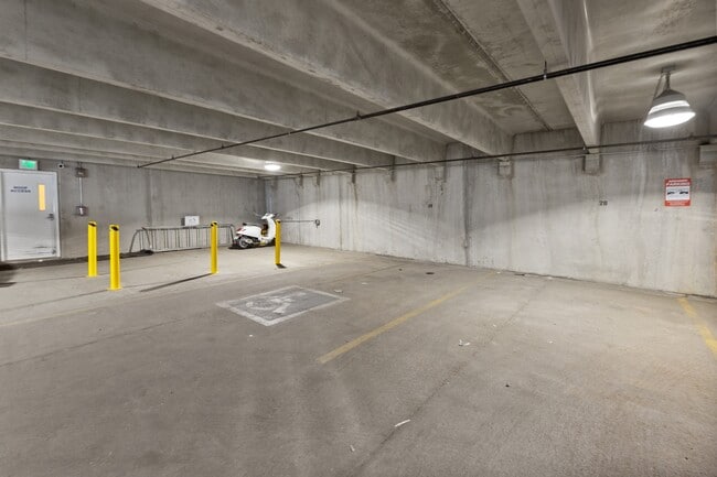 Building Photo - 101 N Tejon St