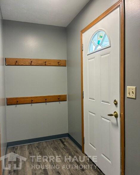 Building Photo - 2121 Liberty Ave