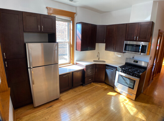 Building Photo - 3711 W 26th St