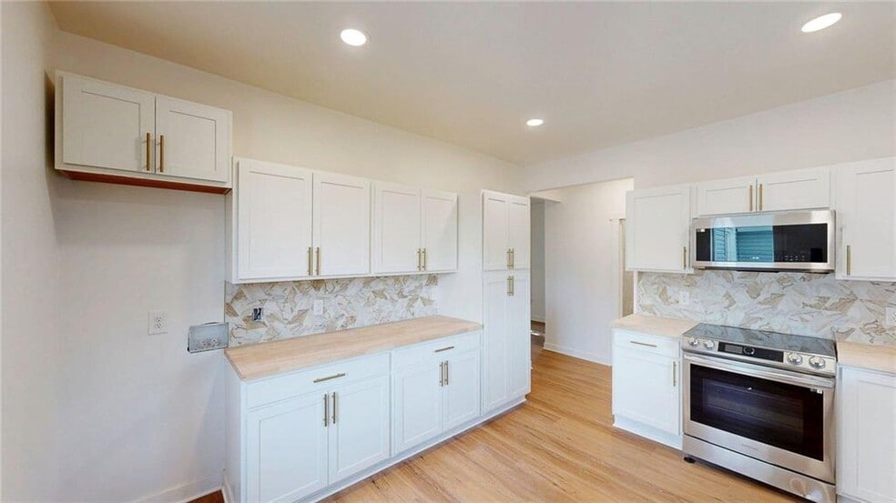 Building Photo - 912 Ohio Ave