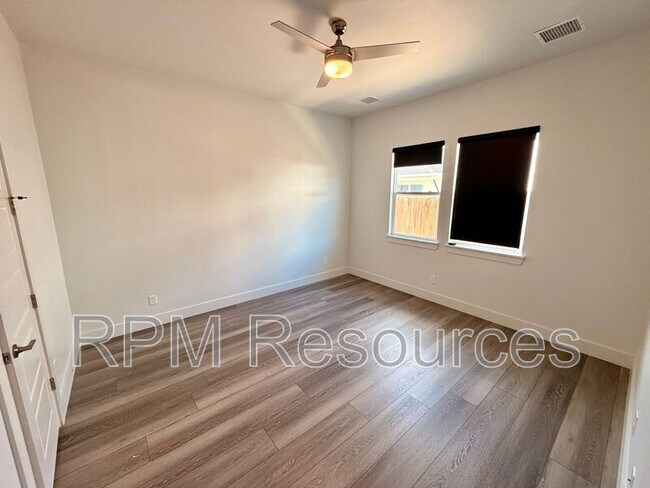 Building Photo - 2529 NW 129th St