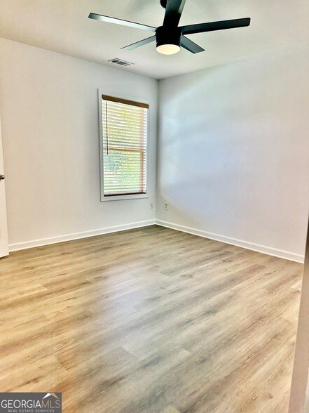 Building Photo - 3363 Willow Meadow Ln