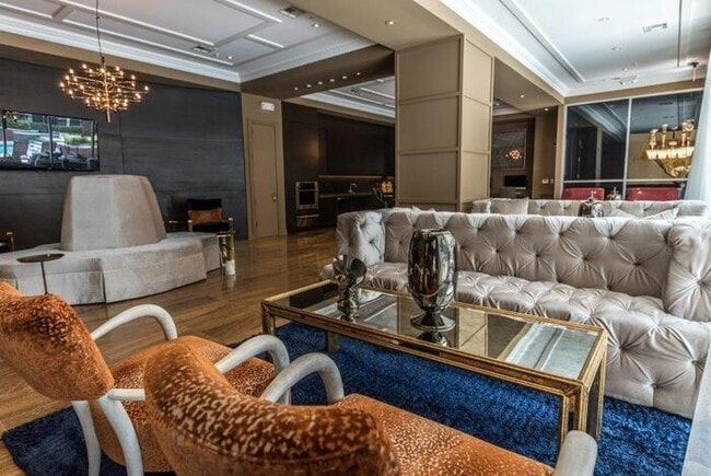 Building Photo - 4310 Dunlavy St