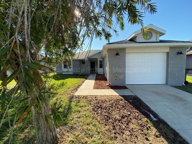 Building Photo - 281 Chicago Woods Cir