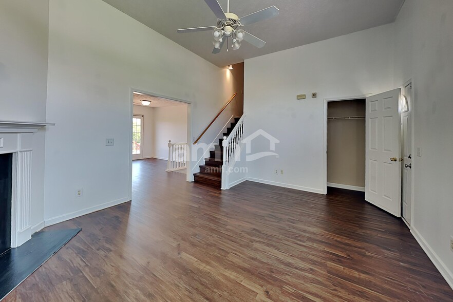 Building Photo - 6135 Steve Scarlett Pl