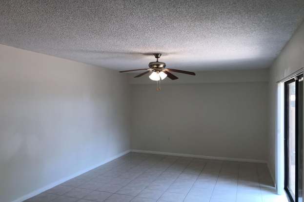 Building Photo - 233 Charter Way