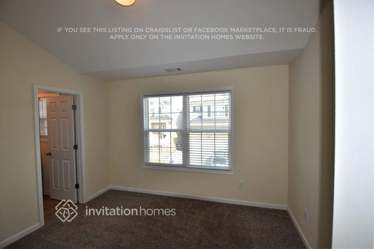 Building Photo - 5519 Chatham Cir NW