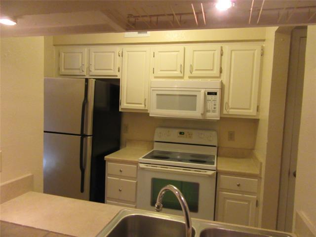 Building Photo - 11311 Audelia Rd