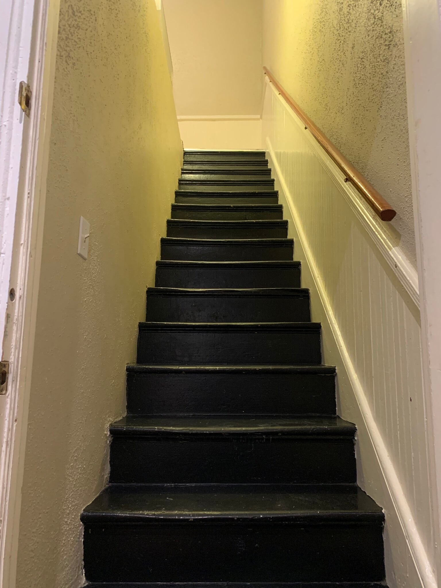 Building Photo - 421 E Anderson St