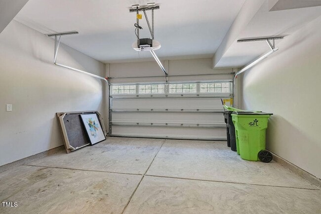 Building Photo - 2075 Eva Pearl Dr