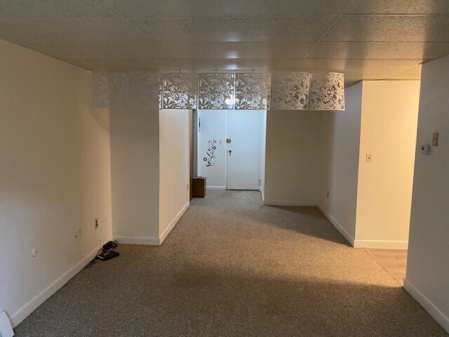 Building Photo - 37 Crystal St