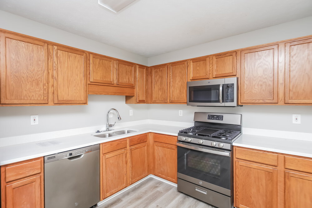 Building Photo - 565 Bridge Grove