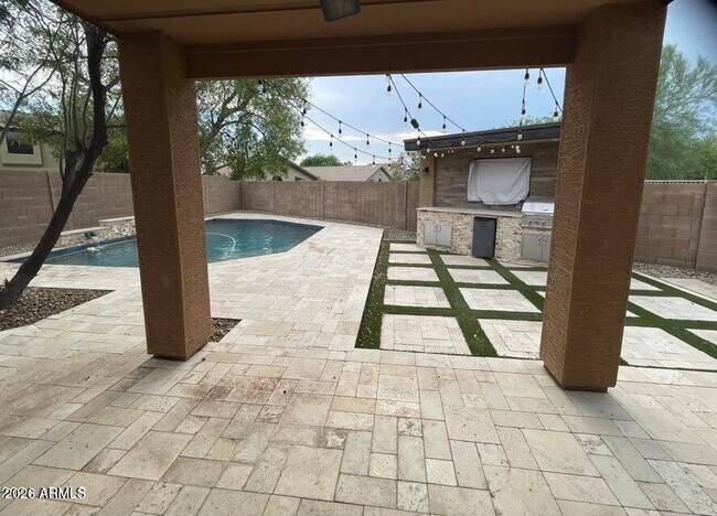 Building Photo - 20918 N 37th Way