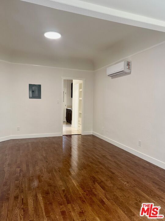 Building Photo - 224 S Kenilworth Ave