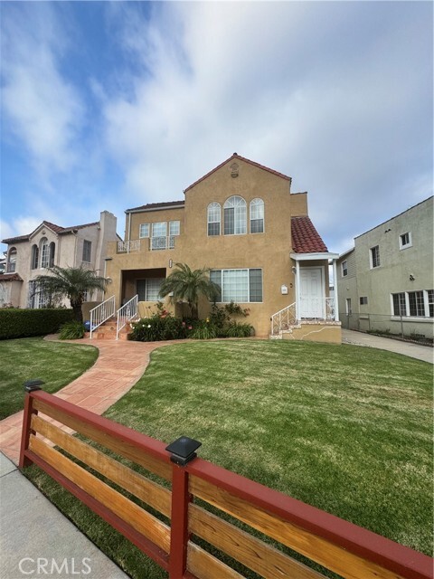 Building Photo - 1046 S Citrus Ave