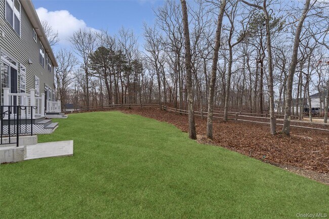 Building Photo - 16 Gateway Ct