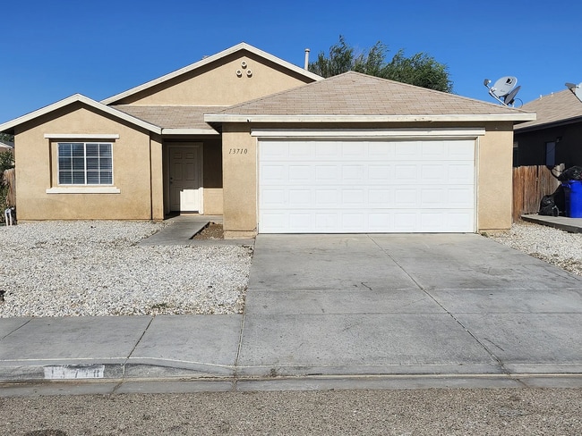 Building Photo - One story home featuring open floor plan