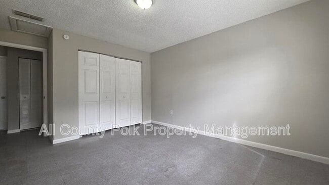 Building Photo - 2936-2938 8 Iron Dr