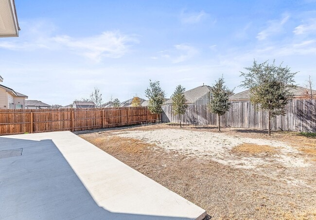 Building Photo - 5103 Topaz Bnd