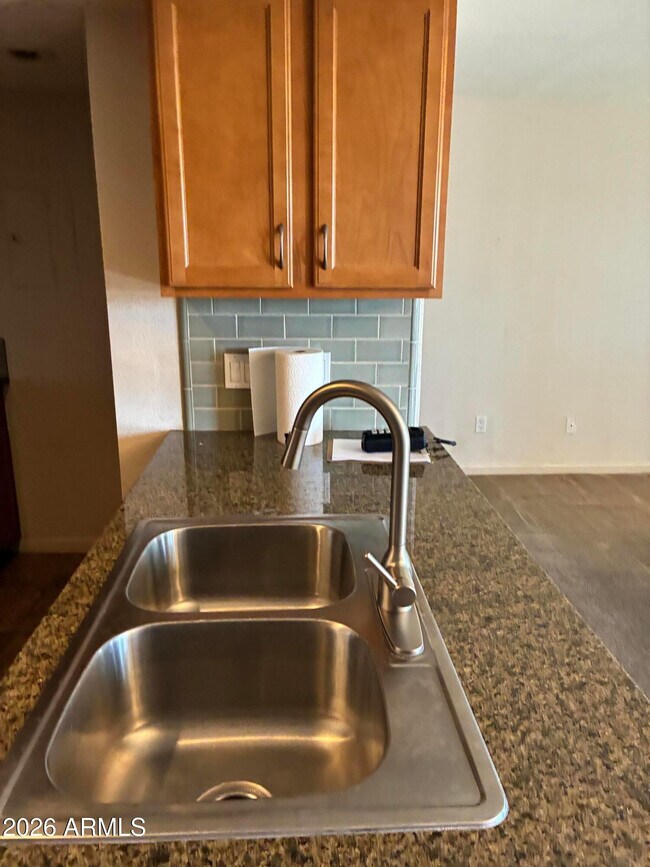 Building Photo - 200 E Southern Ave