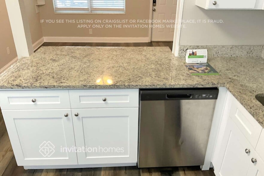 Building Photo - 10935 109th Way N