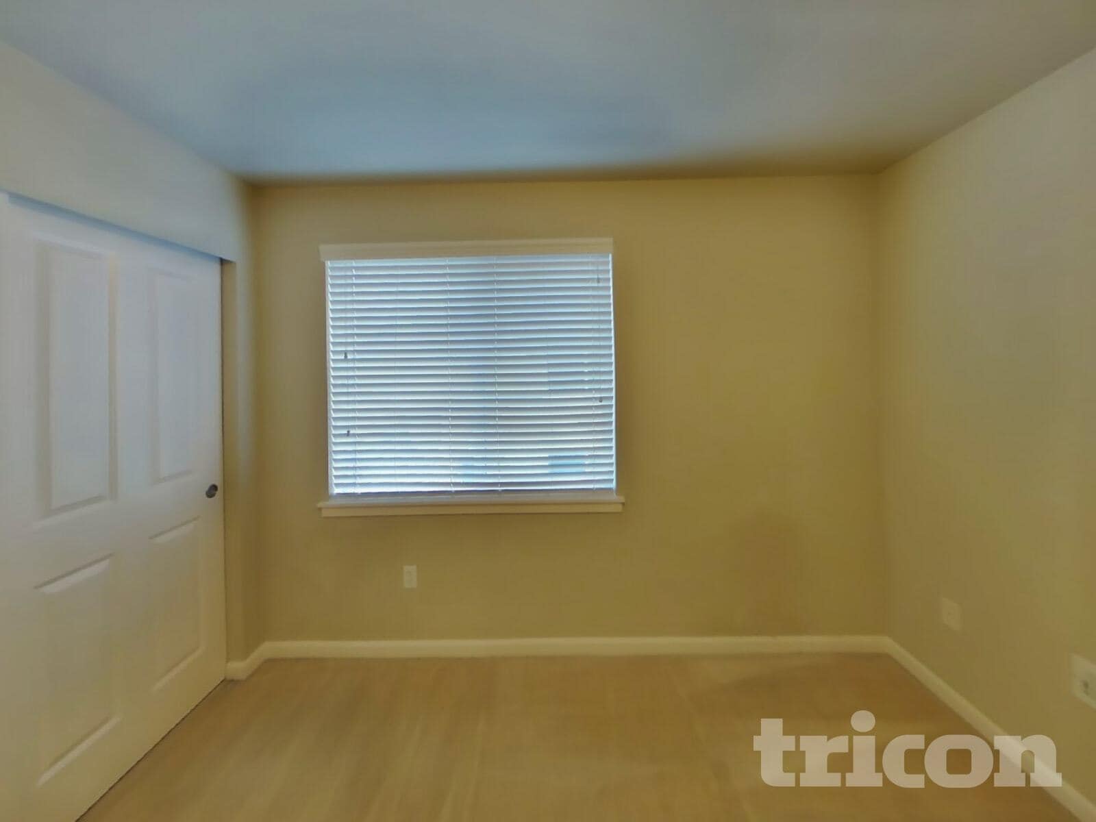 Building Photo - 3715 Santis Loop SE