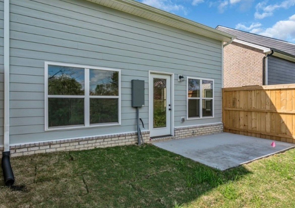 Building Photo - 141 Dameron Pvt Dr