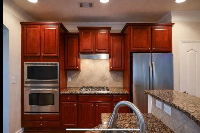 Building Photo - 6008 Manchester Cir