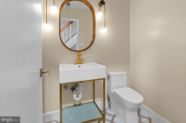 Building Photo - 6939 Copperbend Ln