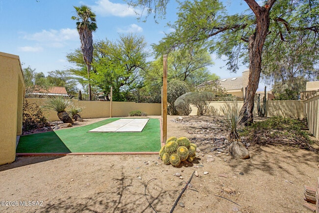 Building Photo - 5250 Woodspring Dr