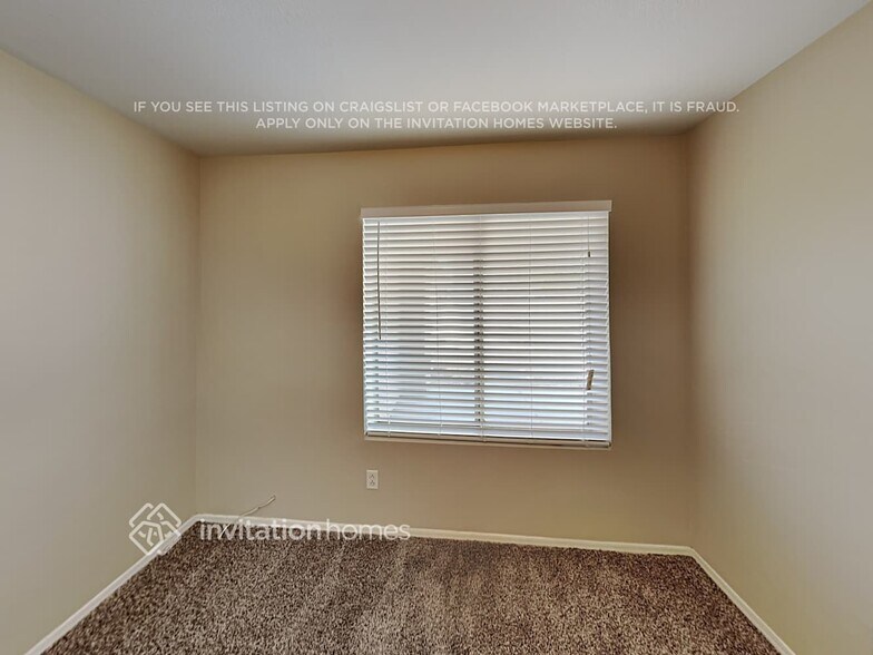 Building Photo - 10467 W Sunflower Pl
