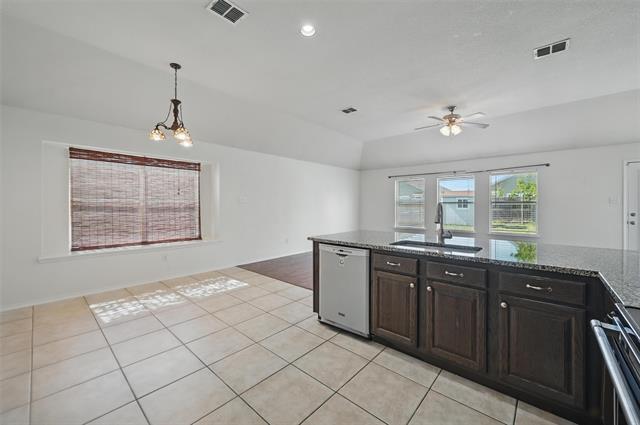 Building Photo - 5140 Bayridge Ct