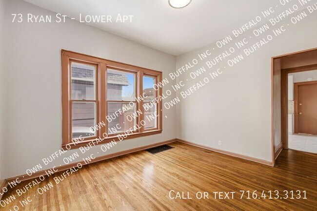 Building Photo - 73 Ryan St