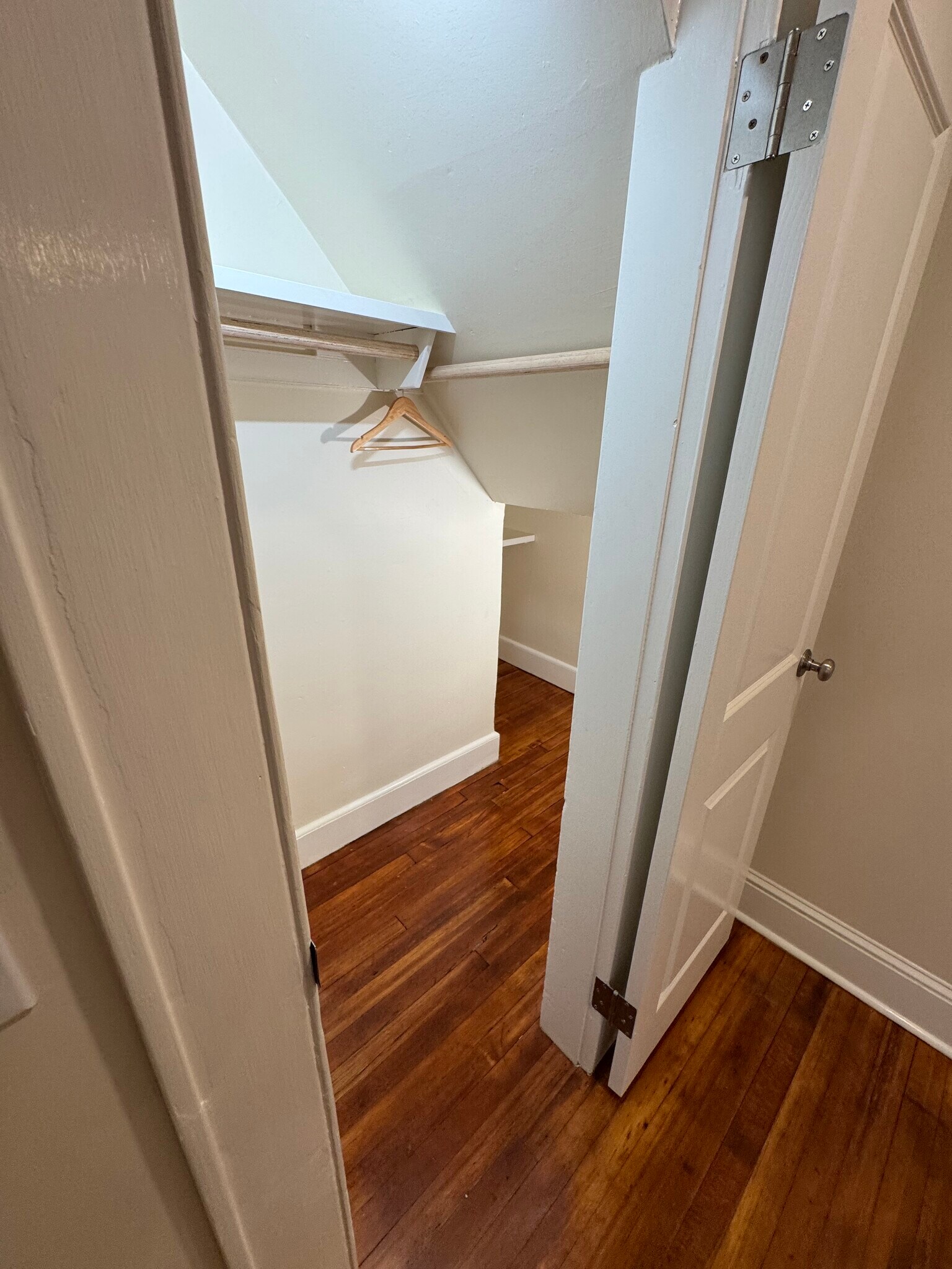 Building Photo - 14 Osborne Ave