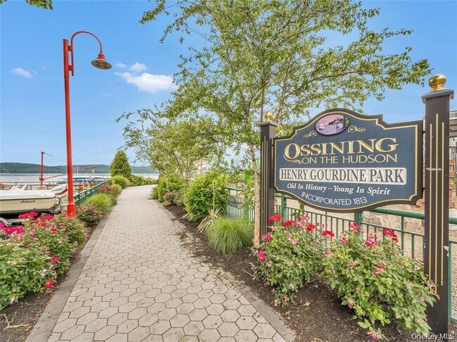 Building Photo - 56 S Highland Ave