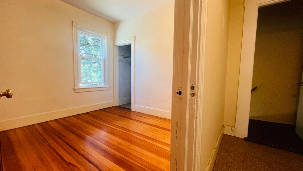 Building Photo - 61 Almy St