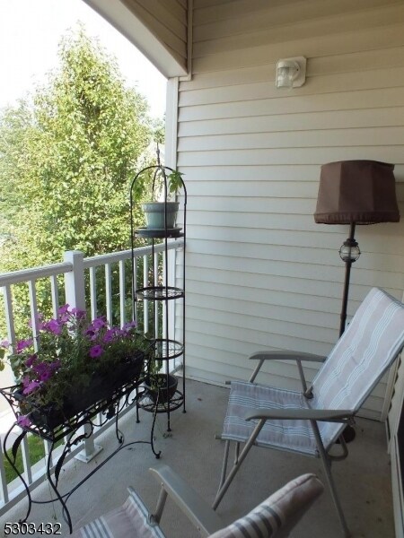 Building Photo - 1503 Meadow Brook Ct