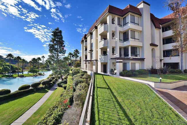 Building Photo - 5865 Friars Rd