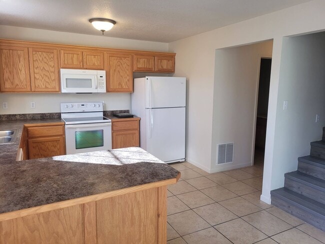 Building Photo - 16189 Holy Cross Ln